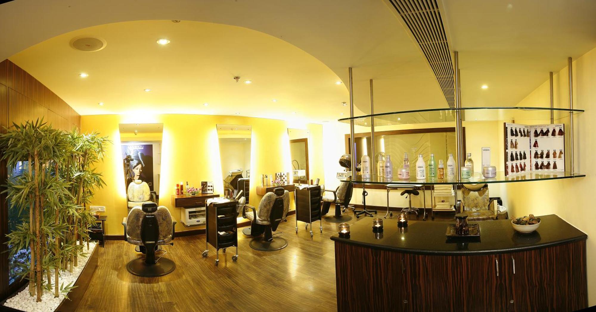 グランド チェンナイ バイ Grt ホテルズ エクステリア 写真 The interior of a salon